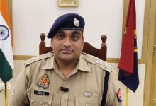 Photo of महिला से अश्लील हरकत के आरोप में दरोगा और दो सिपाही निलंबित