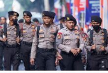 Photo of इंडोनेशिया में सांसदों के भत्ते बढ़ाने पर बवाल, पुलिस से भिड़े छात्र