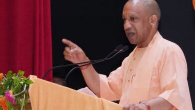 Photo of सीएम योगी ने हलाल सर्टिफिकेशन उत्पाद के लिए यूपी में बिक्री पर लगाई रोक