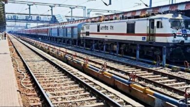 Photo of दिवाली से पहले रेलवे ने गोरखपुर के लिए निरस्त कीं कई ट्रेनें
