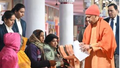 Photo of सीएम योगी का सख्त निर्देश- पुलिस से जुड़े मामलों में करें सख्त कार्रवाई
