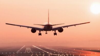 Photo of स्पाइसजेट फ्लाइट में इंजन खराबी, कोलकाता में हुई इमरजेंसी लैंडिंग