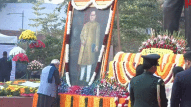 Photo of आंबेडकर की पुण्यतिथि पर पीएम मोदी ने दी श्रद्धांजलि