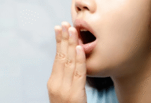 Photo of क्या रोज ब्रश करने के बाद भी आती है मुंह से बदबू?
