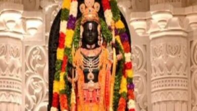 Photo of अयोध्या: रामलला ने भी मनाया मकर संक्रांति का पर्व, अर्पित की गई पतंग