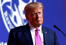 Photo of ईरान पर हमला करने की योजना बना रहा अमेरिका, ट्रंप ने प्रदर्शनकारियों से कहा- ‘US मदद के लिए तैयार’