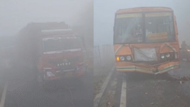 Photo of कोहरे का कहर: बरेली में हाईवे पर रोडवेज बस समेत 20 वाहन टकराए, 24 लोग घायल
