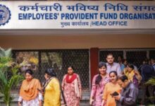 Photo of प्राइवेट नौकरी वालों को झटका, PF की ब्याज दरों में हो सकती है कटौती
