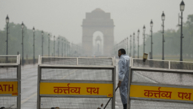 Photo of दिल्ली-एनसीआर में साफ हुआ मौसम, यूपी-बिहार में आंधी-बारिश से 8 की मौत