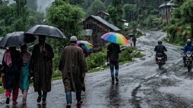 Photo of Weather Update : भीषण आंधी-तूफान का अलर्ट, 15 राज्यों में बारिश, दिल्ली का मौसम कब बदलेगा