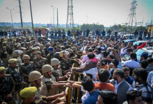 Photo of CJP संसद मार्च LIVE: दिल्ली में हाई अलर्ट, प्रदर्शनकारियों और पुलिस के बीच झड़प; गीतांजलि की याचिका पर आज 2:30 बजे सुनवाई