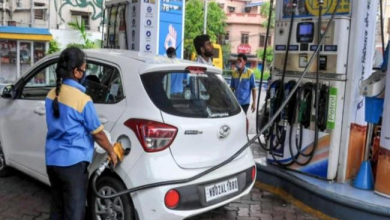 Photo of E20 पेट्रोल पर सरकार ने संसद में किया बड़ा खुलासा! क्या पुरानी कारों में बदलने पड़ेंगे पार्ट्स? जानिए पूरी सच्चाई
