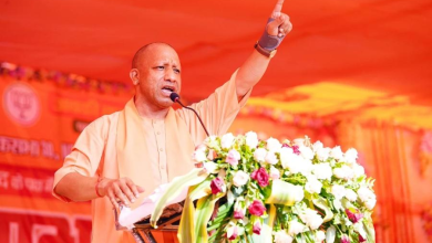 Photo of गाजीपुर में CM योगी का विपक्ष पर हमला, बोले- “जहां का सांसद अवैध हथियारों के लाइसेंस में व्यस्त हो, वहां विकास राम भरोसे”