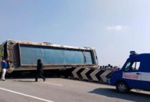 Photo of Karnataka Bus Accident: गोवा से लौट रही बस चित्रदुर्ग में पलटी, 3 नर्सिंग छात्रों समेत 5 की मौत