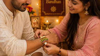 Photo of Happy Rakshabandhan 2026 Wishes: एक धागा, हजारों एहसास और अटूट प्यार… भाई-बहन को भेजें ये खास मैसेज, Quotes और शायरी