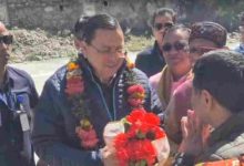 Photo of चमोली: बदरीनाथ पहुंचे सीएम धामी, की बदरी विशाल की पूजा अर्चना