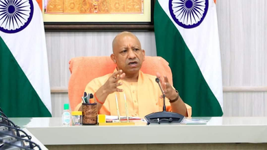 Photo of UP Outsource Employees: CM योगी का बड़ा ऐलान, आउटसोर्स कर्मियों का मानदेय दोगुना तक बढ़ा; 5 तारीख तक खाते में आएगी सैलरी