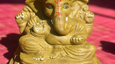 Photo of महेश्वर का 900 साल पुराना गोबर गणेश मंदिर चर्चा में, आस्था के साथ दे रहा पर्यावरण संरक्षण का संदेश
