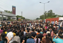 Photo of CEC विरोध प्रदर्शन में आपस में भिड़ीं कांग्रेस की महिला नेता, एक-दूसरे को मारे थप्पड़; वीडियो वायरल